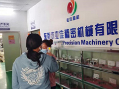 亚投国际精机响应政府招呼, 起劲配合抗击疫情!