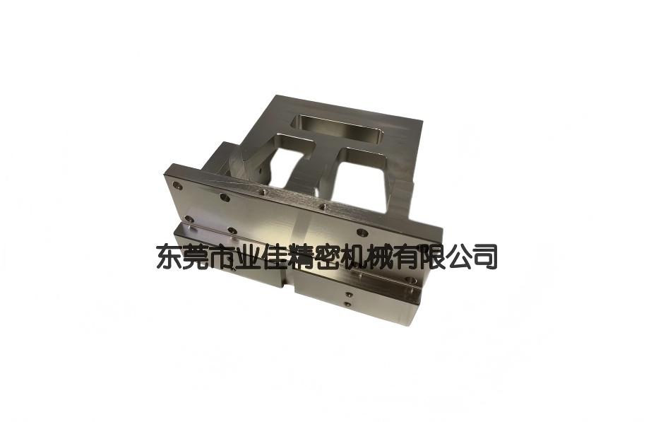 怎样镌汰零件机加工时变形步伐？？